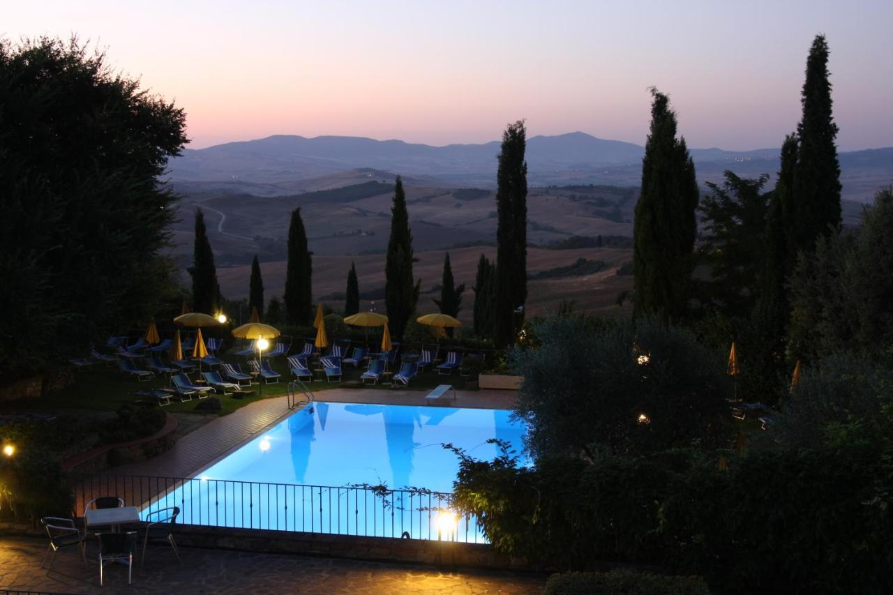 Casanova - Panoramic Rooms And Suites San Quirico d'Orcia Eksteriør billede